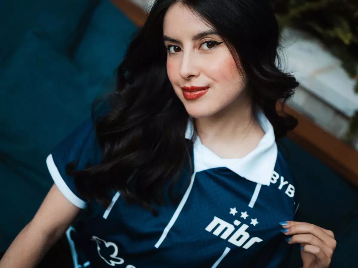 Juegaesports - Bstrdd, jugadora profesional de VALORANT para MIBR