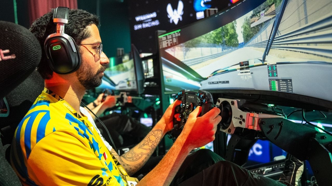 Juegaesports - Caique Oliveira, simracer de Brasil, jugando para BS+COMPETITION