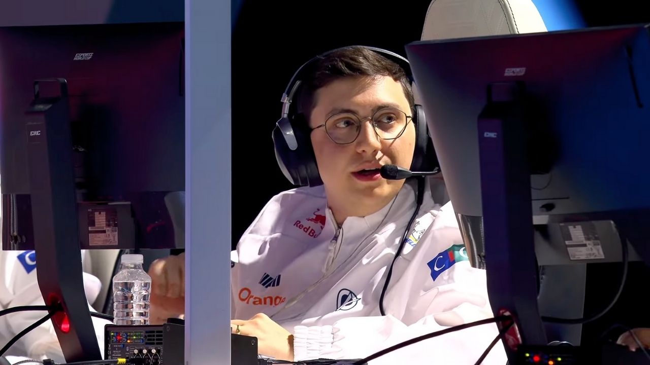 Juegaesports - Saadhak, jugador profesional de VALORANT para Karmine Corp durante la Esports World Cup 2025