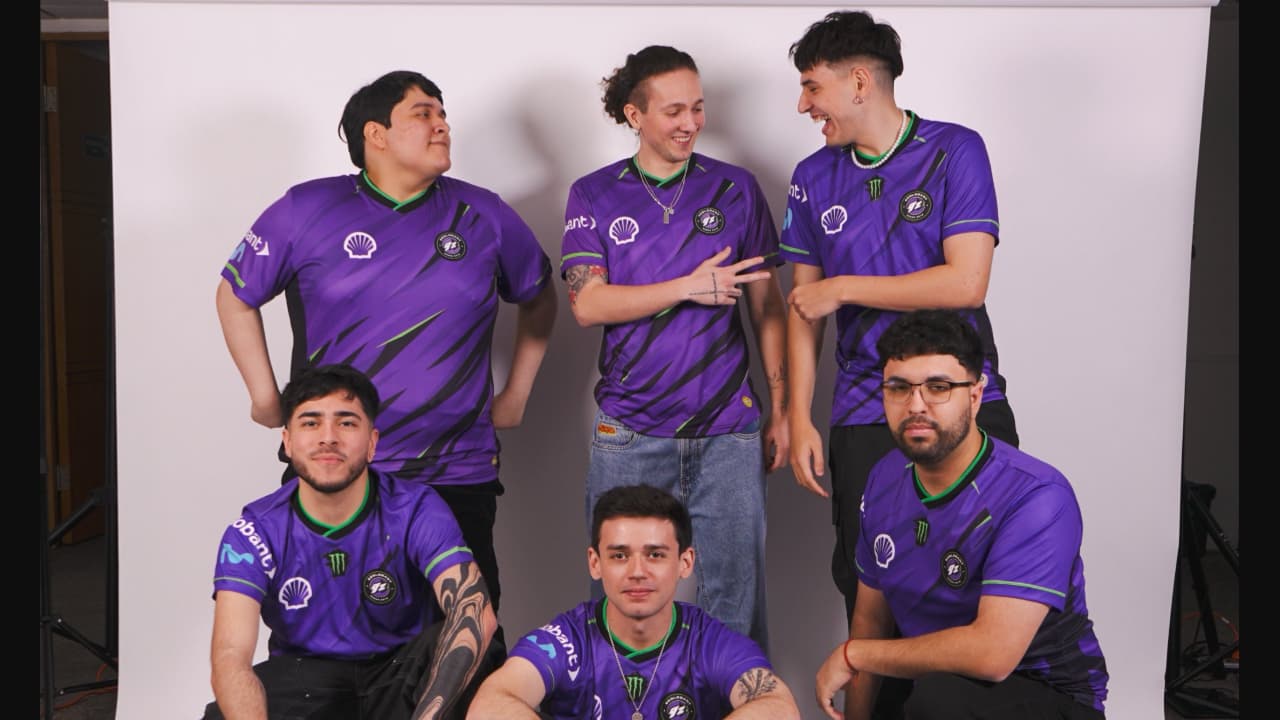 Roster de Valorant de la escuadra 9z, conformado por: Tacolilla, SHUTER, Klaus, delz1ka, Nagzet y joman (suplente). Imagen: X/@9zTeam
